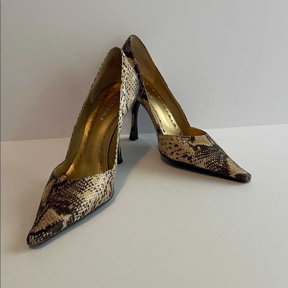 BCBGirls Y2K brown tan python print pointy toe heels size 8